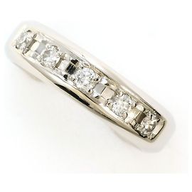 Autre Marque Anello a fascia in platino PT900 e diamante