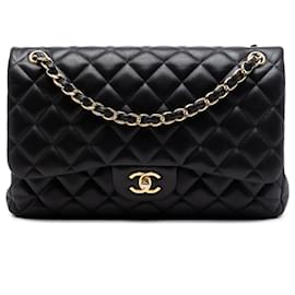 Chanel Black Jumbo Classic Lambskin Double Flap
