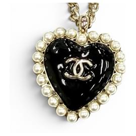CHANEL B25 Coco Mark Pearl Heart Pendant Necklace - Chanel