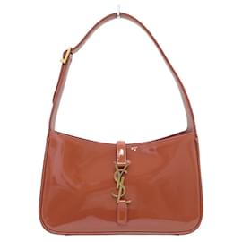 NEUE SAINT LAURENT LE 5 À 7 657228 LACKLEDER BRICK HOBO BAG - Saint Laurent