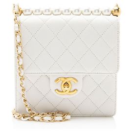 Borsa Chanel Lambskin Chic Pearls Small Vertical Flap Bag