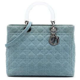 Lady Dior in denim blu grande con manici in acrilico Cannage di Dior