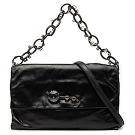 Bolso Miu Miu de napa negro con cadena de cristales