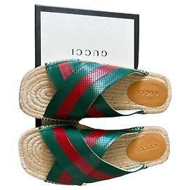 Gucci Ciabatte Espadrilles in Pelle Verde e Rossa