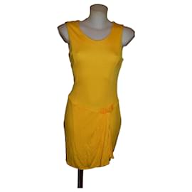 Moschino Cheap and Chic Vestido Mini Amarelo