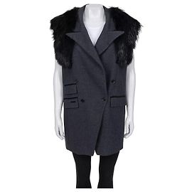 Chaleco cruzado de lana gris y piel sintética Dolce & Gabbana Talla 40 de segunda mano