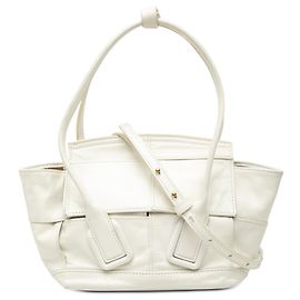 Borsa Bottega Veneta White Mini Calfskin Maxi Intrecciato Arco Slouch Satchel