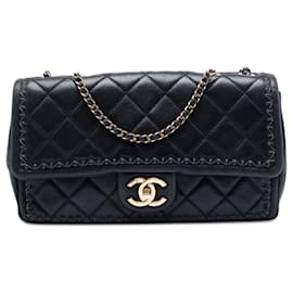 Chanel Black CC Matelassé in Pelle di Vitello Iridescente Whipstitch Single Flap