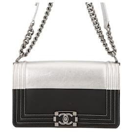 Borsa a tracolla Chanel Boy in pelle Chanel