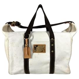 Sac Weekend 2-Way Louis Vuitton Antigua