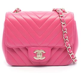 Mini borsa a tracolla Chanel Chevron V-Stitch