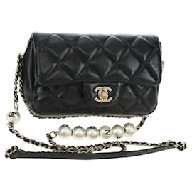CHANEL Matelasse Pearl Chain Shoulder Bag Lamb Skin Black Gold CC Auth ka4643M