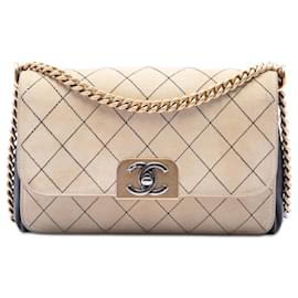 Chanel Beige CC Stitched Camoscio e Pelle di Vitello Single Flap
