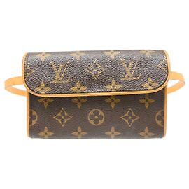 Louis Vuitton Pochette Florentine Monogram Canvas Small