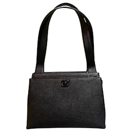 Bolsa Chanel 1997 em couro granulado preto
