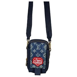 Louis Vuitton x NIGO Double Phone Pouch Denim Monogram Blau M81060