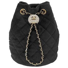 Bolsa Bucket Chanel Black Quilted Velvet Crystal Pearl Crush
