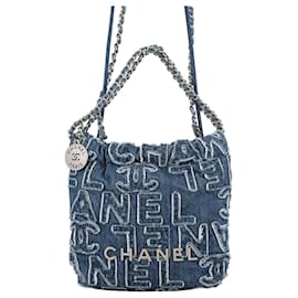 Borsa Chanel 22 Mini Coco Mark in denim