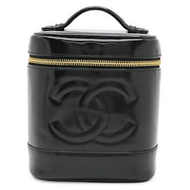 Borsa Vanity Chanel Coco Mark in pelle smaltata nera
