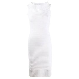 Ärmelloses Chanel Y2K Etuikleid aus weißem Stretch-Rippstrick-Baumwolle mit Revers