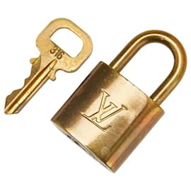 Louis Vuitton Cadena Padlock Key Set Accessory