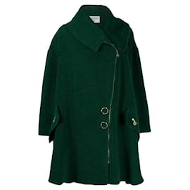 Abrigo oversize Chanel de los años 80 verde bosque de lana con mangas capa y cremallera con logotipo dorado