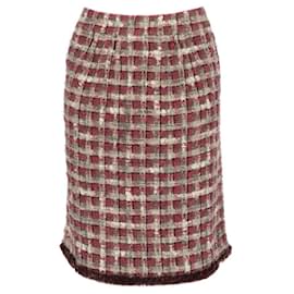 Saia de bouclé xadrez multicolorida Chanel 2005 com bainha de pele de coelho