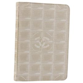 CHANEL Nueva Funda de Agenda de Viaje en Lona Beige Plata CC Auténtica yk20472