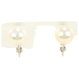 Autre Marque Orecchini a lobo in oro bianco 14K con perle artificiali