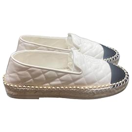 Espadrilles Chanel in pelle trapuntata bianco e nero