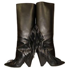 Saint Laurent Niki Botas Altas de Cuero Negro con Flecos