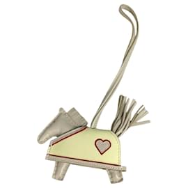 HERMES Horse Cheval Rodeo Robeo Coeur PM Heart Accessory Bag Charm - Hermès