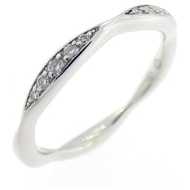 Chanel Camellia Half Eternity Ring aus Platin Größe 47