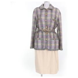 Completo due pezzi in tweed Chanel