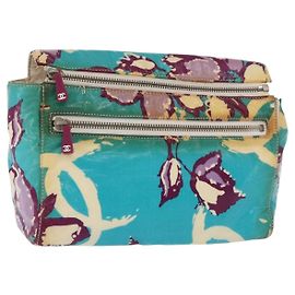 Pochette CHANEL in PVC e tela verde con CC Autentica 182645