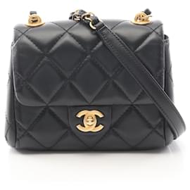 Borsa a tracolla Chanel Matelassé Small Flap