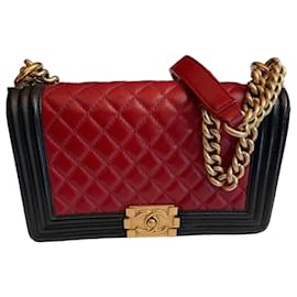 Chanel Boy Medium in agnello rosso