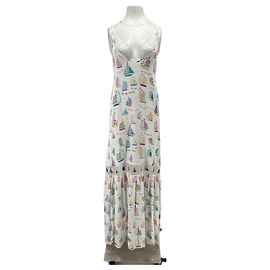 Autre Marque Langes weißes Kleid mit Bootprint