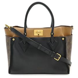 Borsa Louis Vuitton Monogram On My Side MM