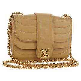 CHANEL Borsa a Spalla con Catena in Pelle di Agnello Beige Oro CC Auth 182904SAV