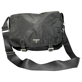 Borsa a tracolla Prada Tessuto in nylon nero