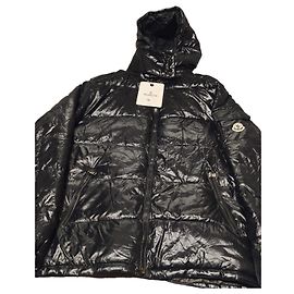 Moncler Olargues Giacca Imbottita con Cappuccio Nera Taglia 3 XL