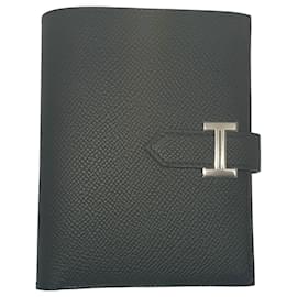 Hermès Bearn Compact Wallet in Noir Epsom Leather
