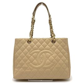 Tote Grand Chanel GST en piel de becerro granulado beige