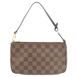 Louis Vuitton Damier Pochette Accessoires