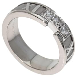 Tiffany & Co. Atlas 3-Diamanten Ring