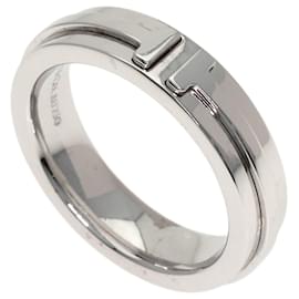Anello T Narrow di Tiffany & Co.