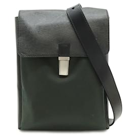 Borsa a tracolla Louis Vuitton Taiga Saratov PM