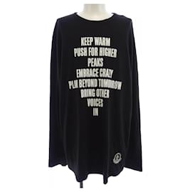 Moncler T-shirt