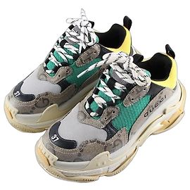Gucci Sneakers Triple Hacker
